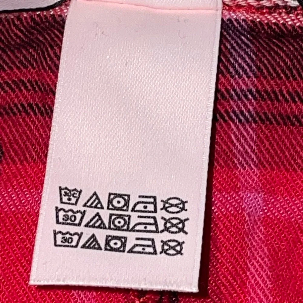 Victoria's Secret Plaid Flannel Pajama Romper Tie Red Black Pink Silver Size M - Picture 11 of 12
